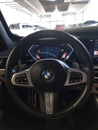 BMW 320i 2.0 16V TURBO FLEX M SPORT AUTOMÁTICO BMW 320i 2.0 16V TURBO FLEX M SPORT AUTOMÁTICO